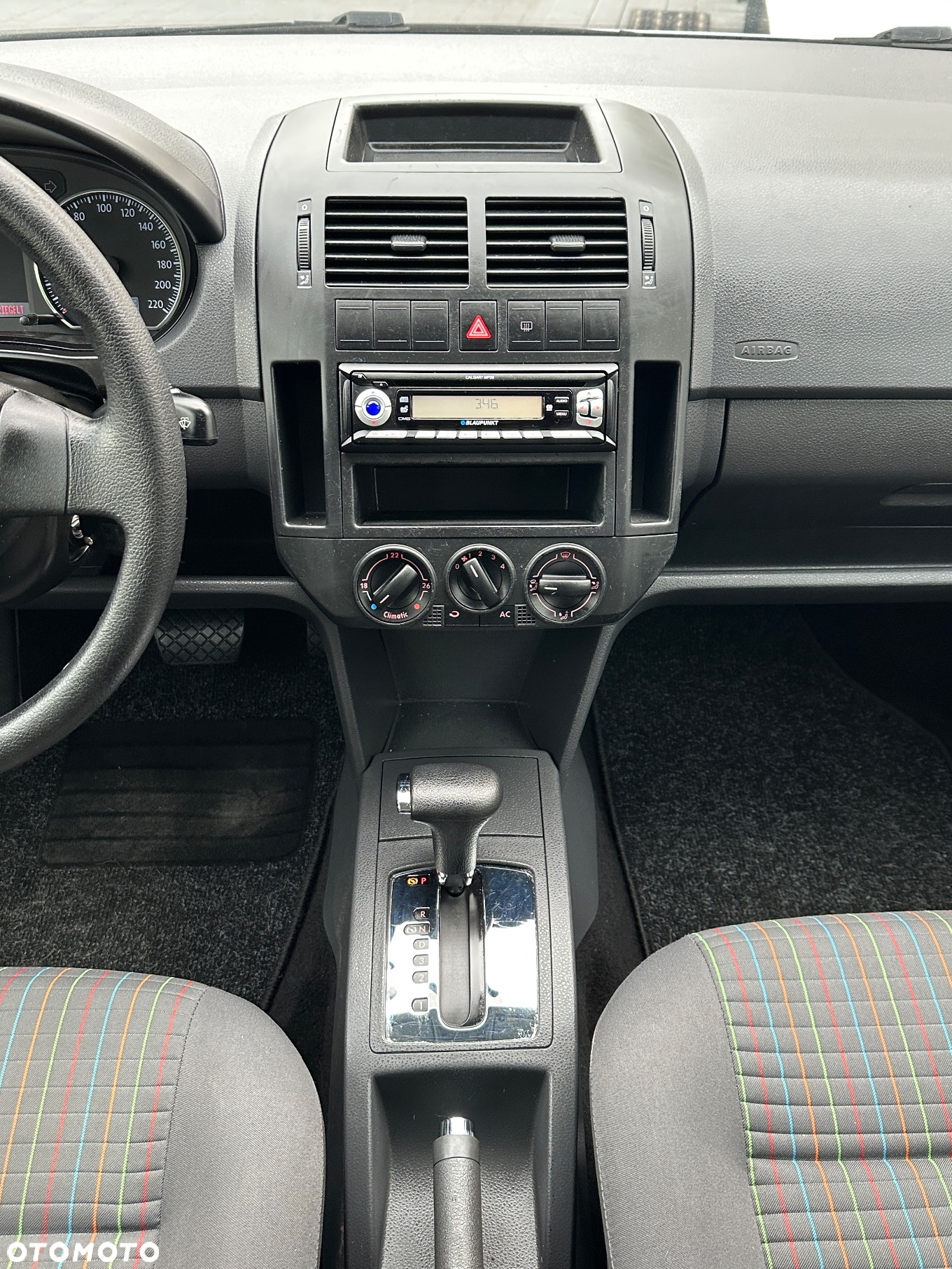Volkswagen Polo - 15