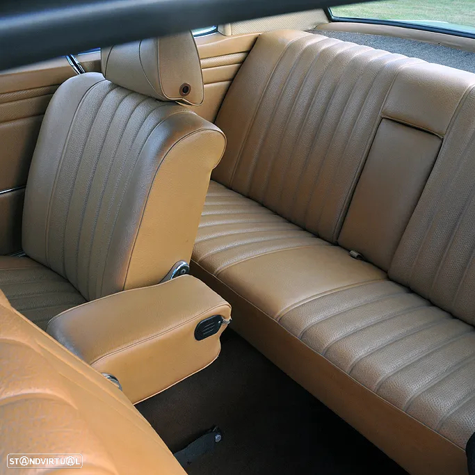 Mercedes-Benz 250 - 6