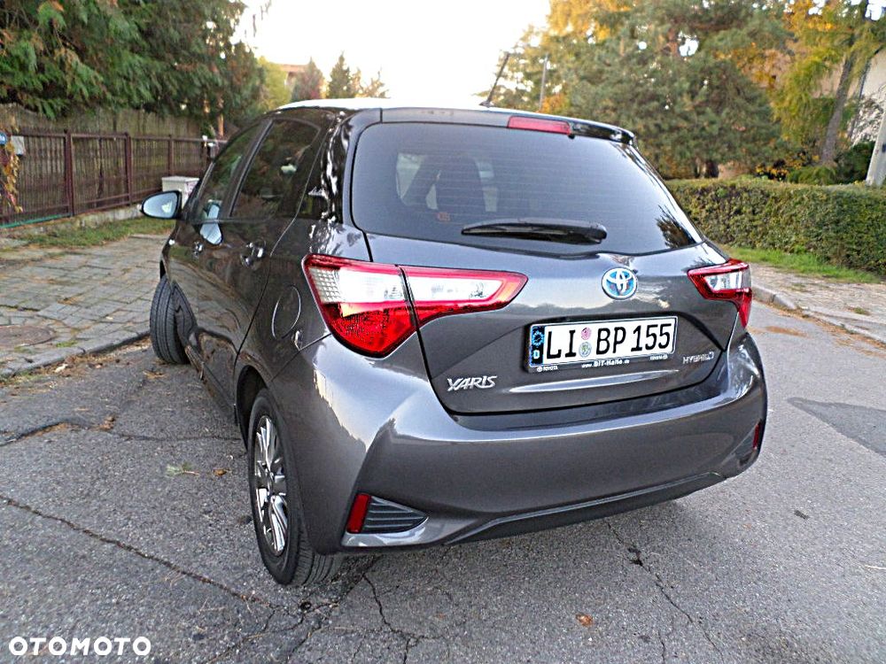 Toyota Yaris - 4