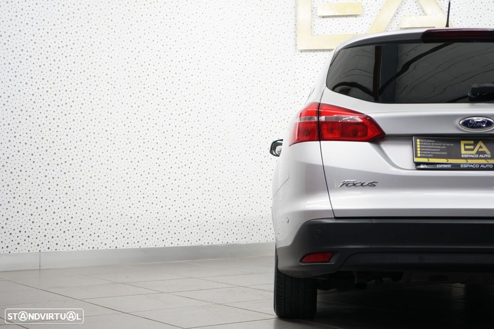 Ford Focus SW 1.0 EcoBoost Business - 40