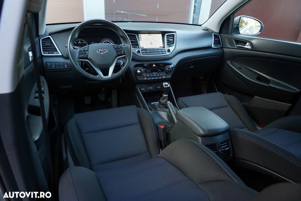 Hyundai Tucson blue 1.7 CRDi 2WD Style - 6