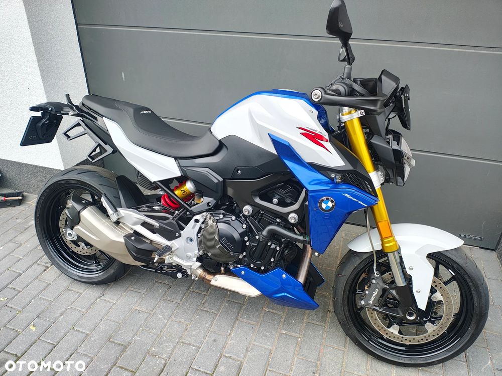 BMW F - 25