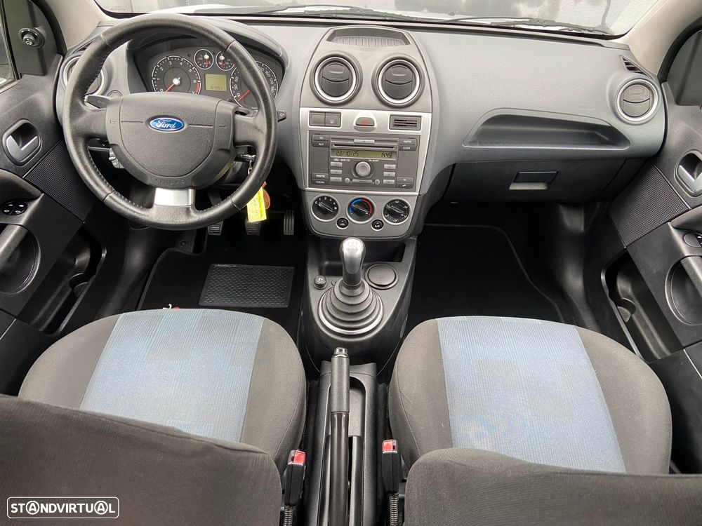 Ford Fiesta 1.25 Trend - 8