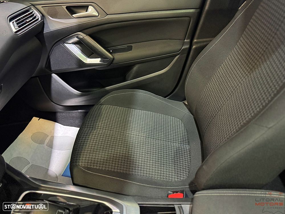 Peugeot 308 SW 1.5 BlueHDi Active Pack EAT8 - 18