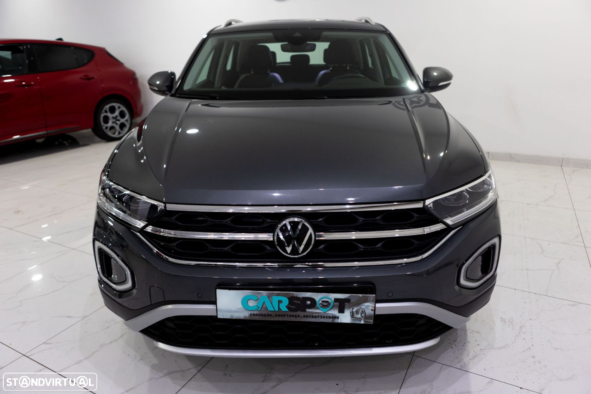 VW T-Roc 1.5 TSI Life DSG - 2