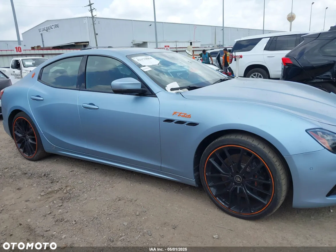 Maserati Ghibli - 12