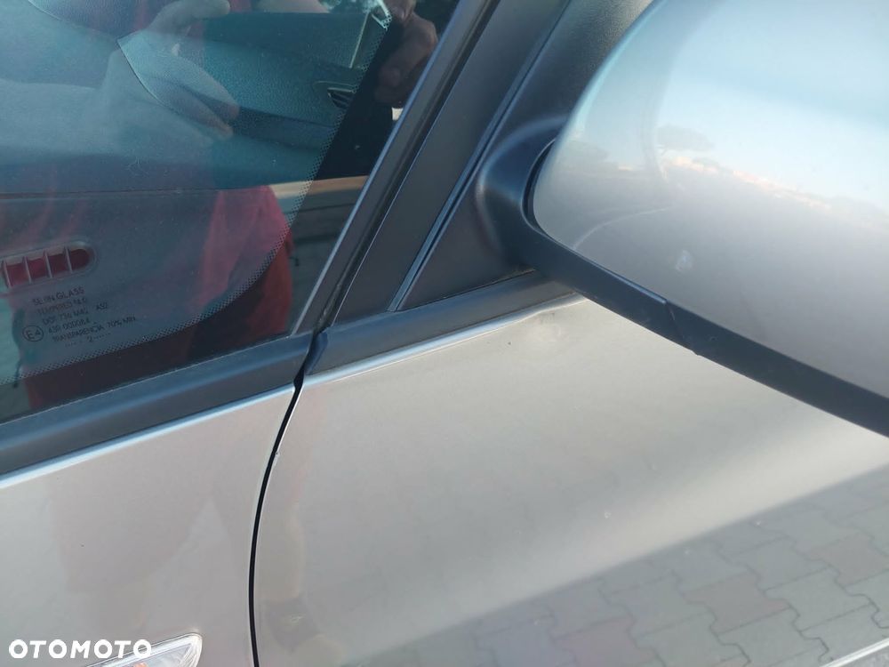 Kia Venga 1.4 CRDi L - 12