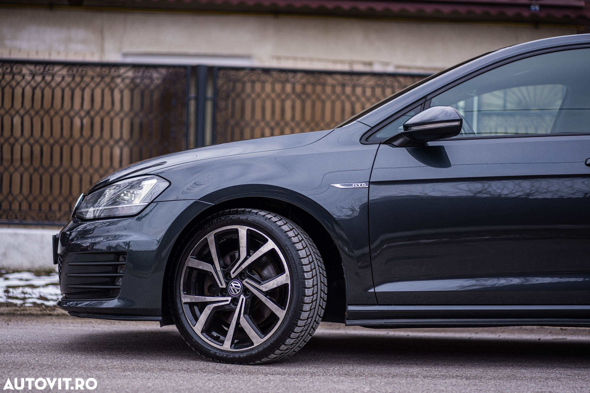 Volkswagen Golf 2.0 TDI GTD - 10