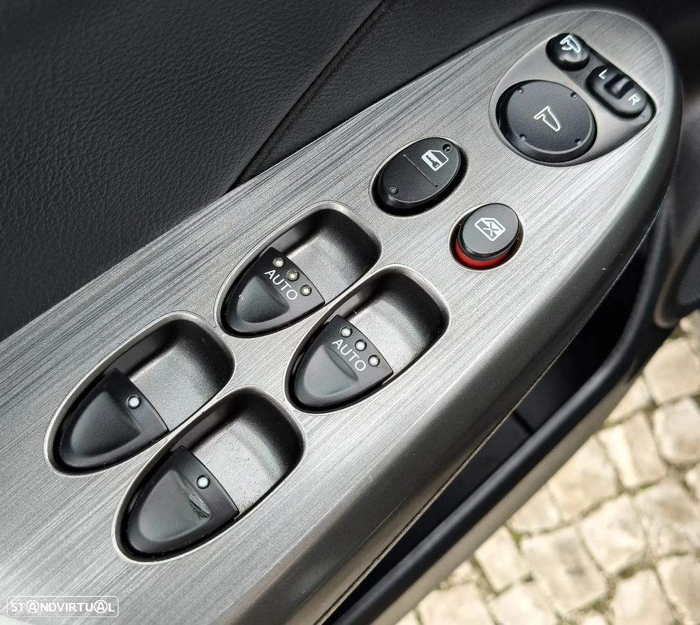 Honda Civic 1.4 i-VTEC Sport - 12