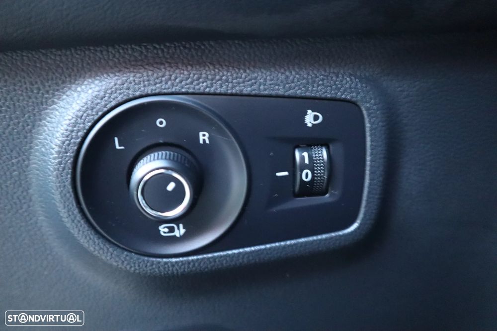 MG ZS EV 72.6 kWh Luxury - 17