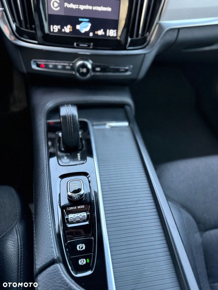 Volvo V90 Cross Country B5 D AWD Pro - 13