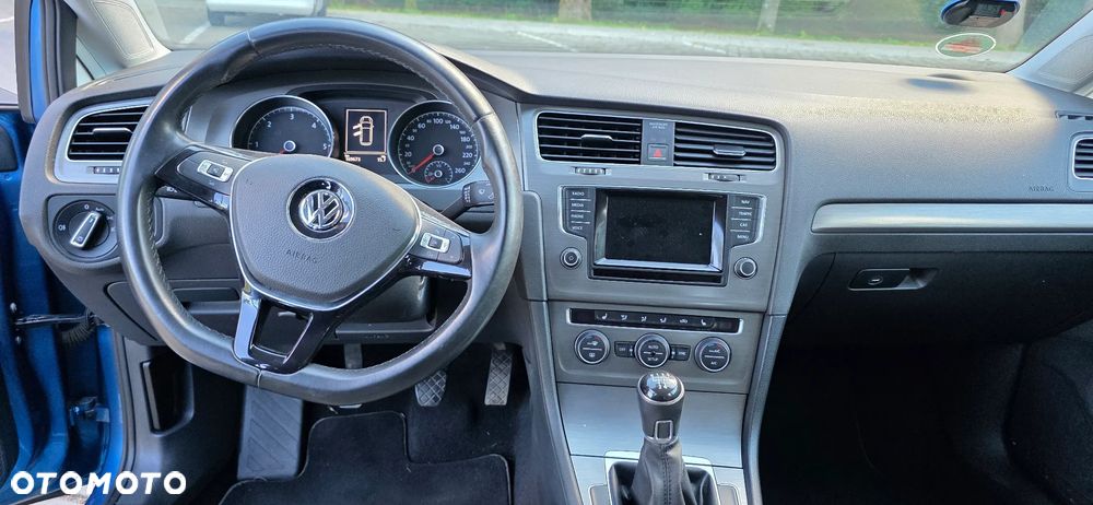 Volkswagen Golf 1.6 TDI DPF BlueMotion Technology Comfortline - 19