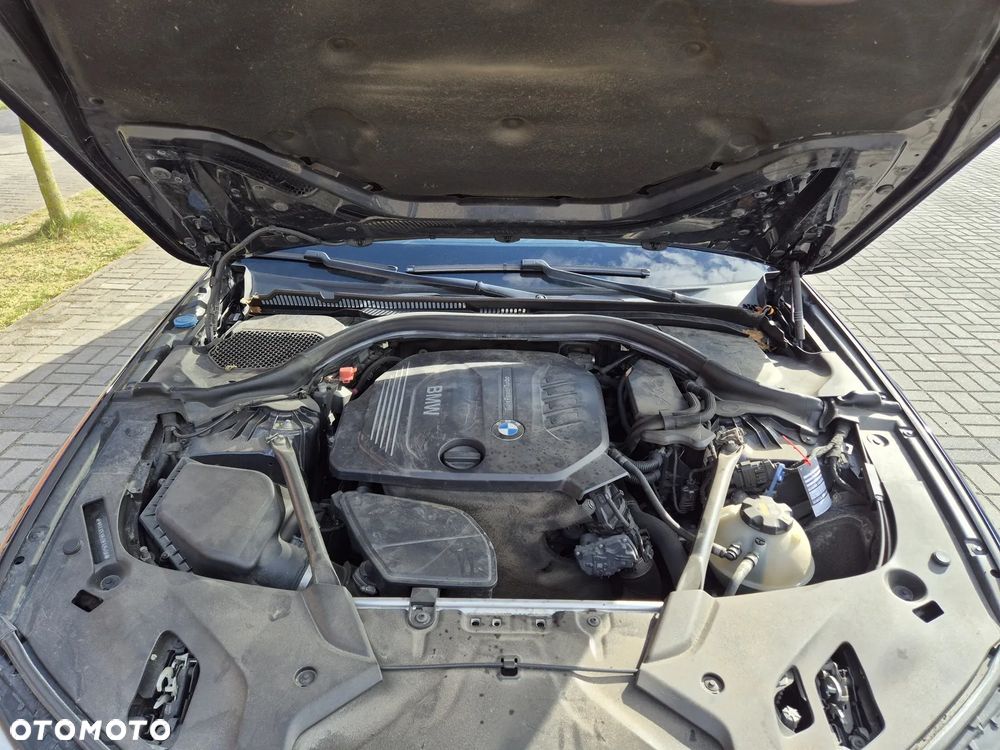 BMW Seria 5 520d xDrive Luxury Line sport - 5