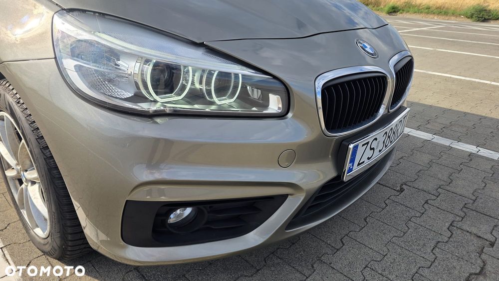BMW Seria 2 218i - 12