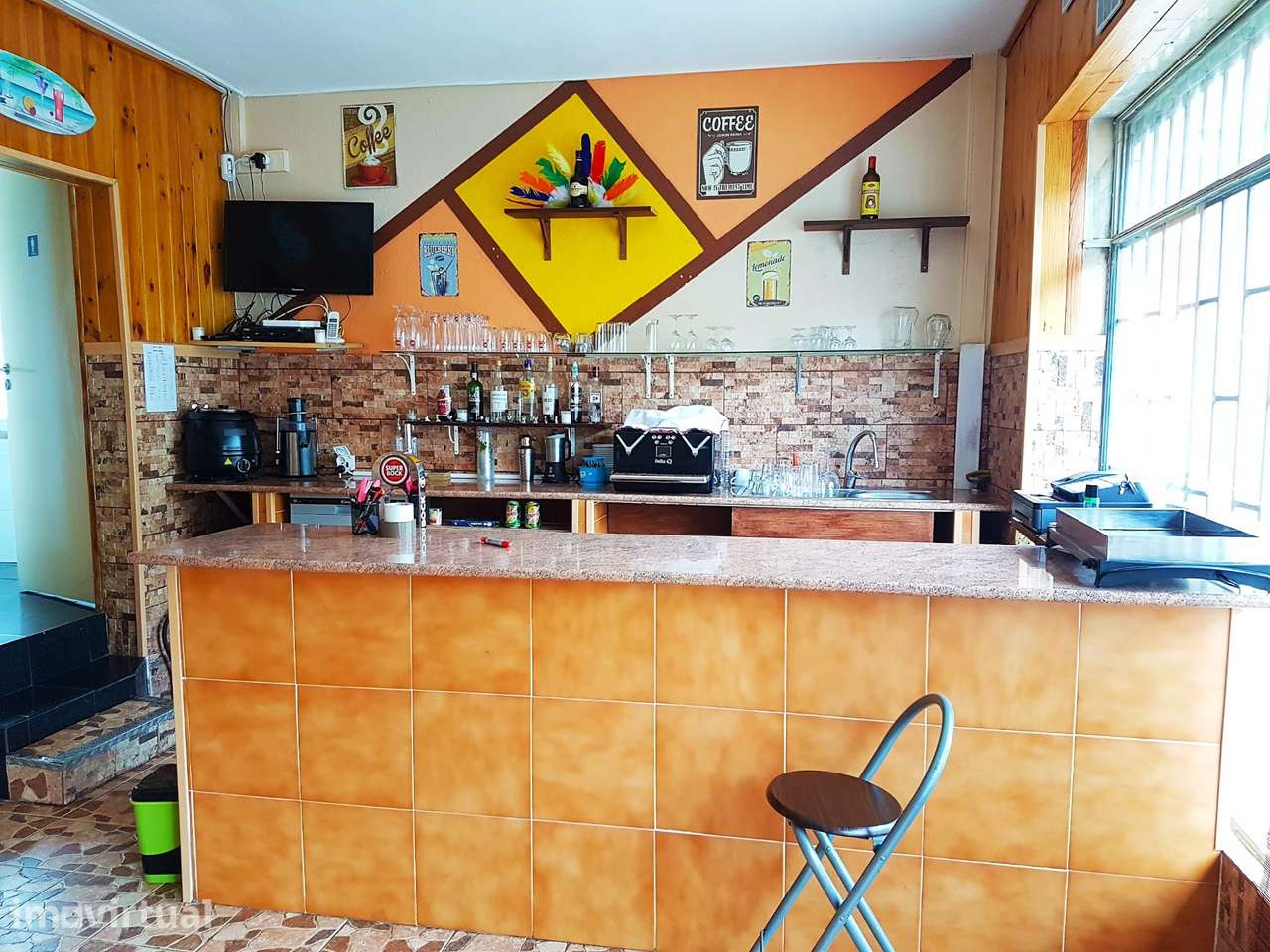 Imovél Comercial/Habitação - Grande imagem: 2/10