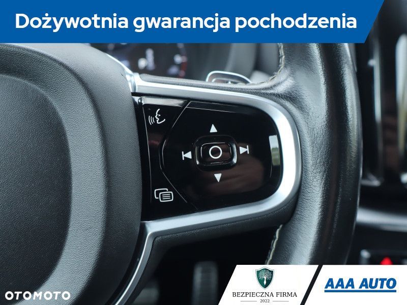 Volvo XC 60 - 21