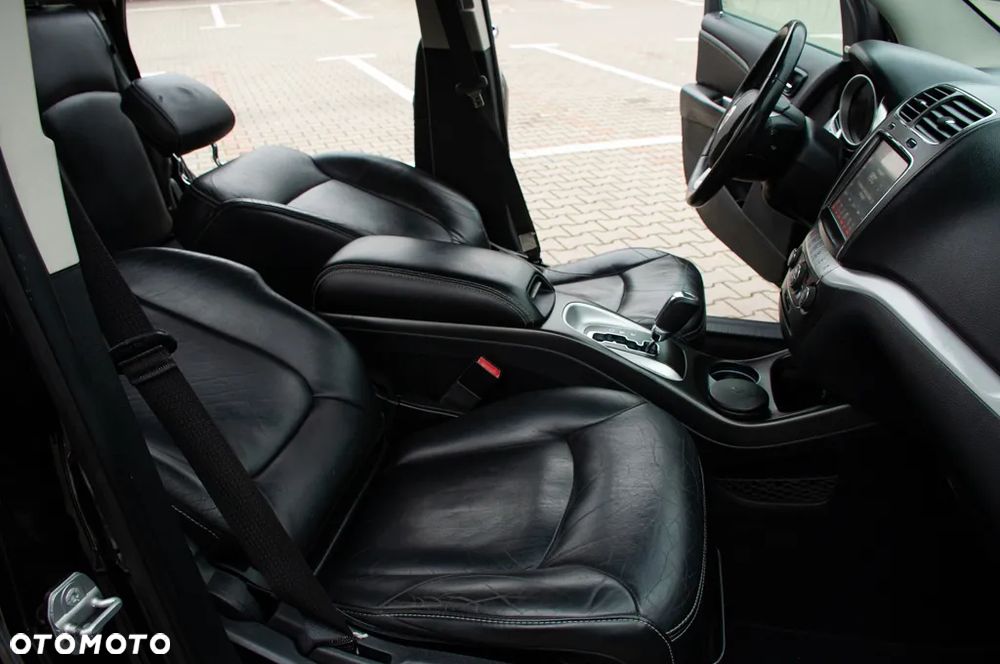 Fiat Freemont 2.0 Multijet 16V DPF Automatik Allrad Lounge - 26