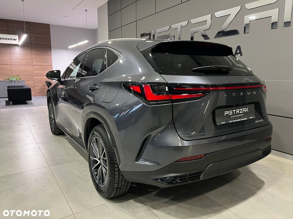 Lexus NX 350h Prestige 2WD - 6