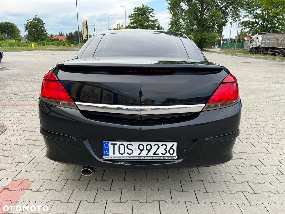 Opel Astra 1.8 Cosmo - 25