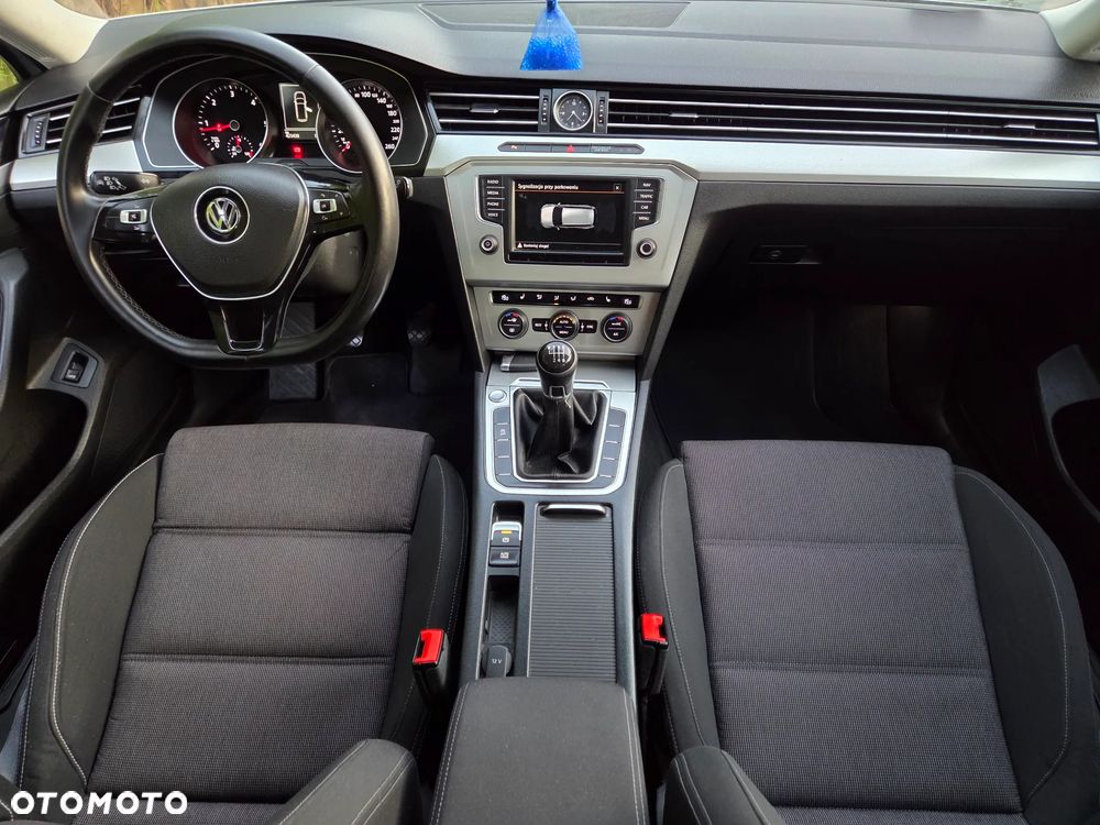 Volkswagen Passat 2.0 TDI BMT Comfortline - 9