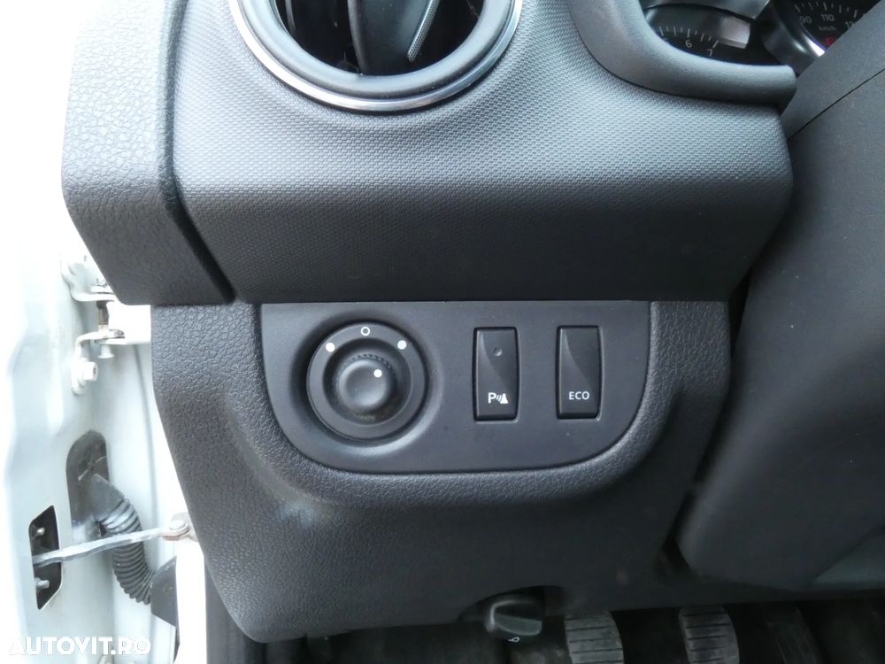 Dacia Logan 0.9 TCe Prestige - 11