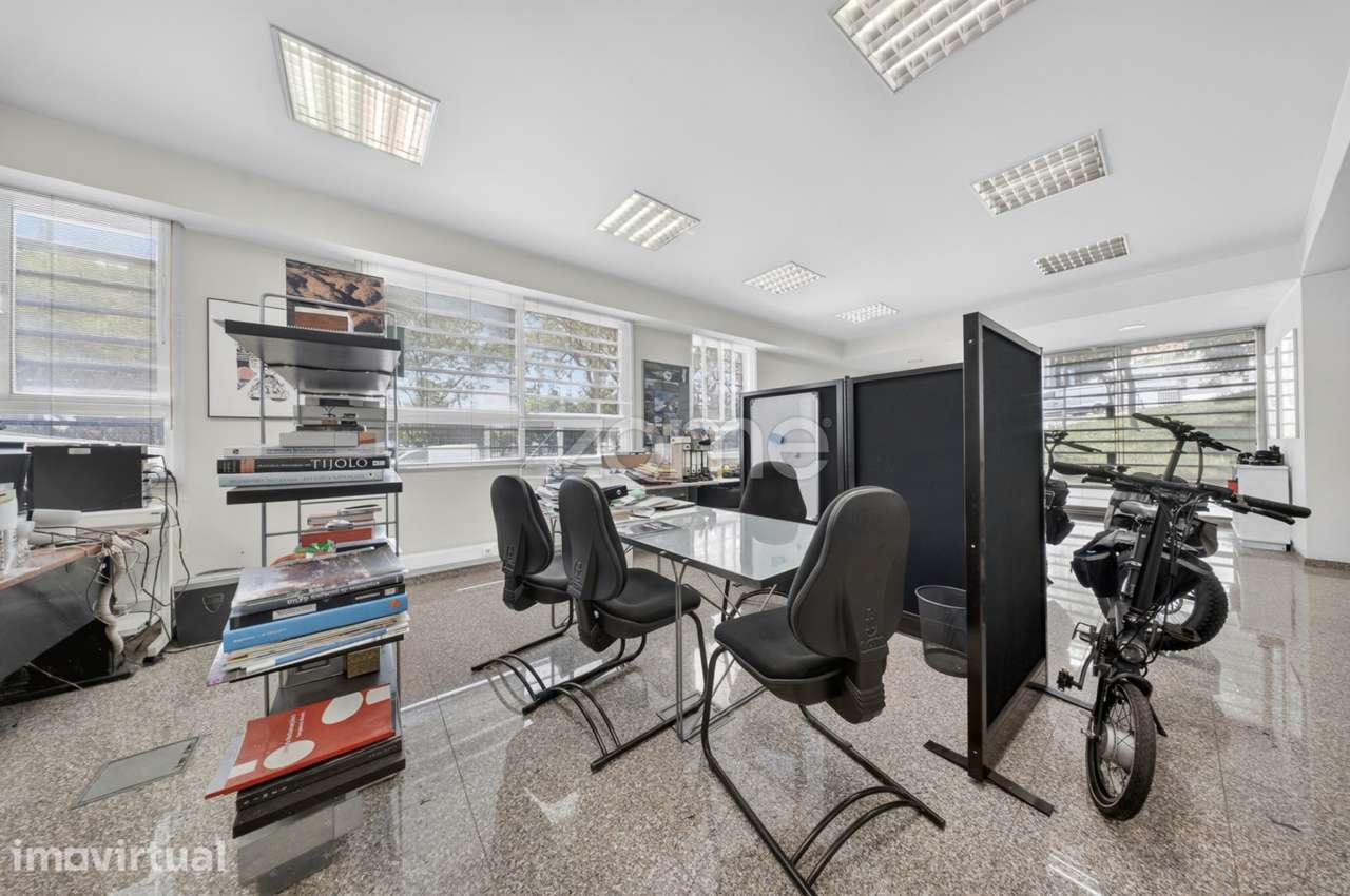 Espaço comercial junto ao IKEA de Alfragide - Grande imagem: 5/16