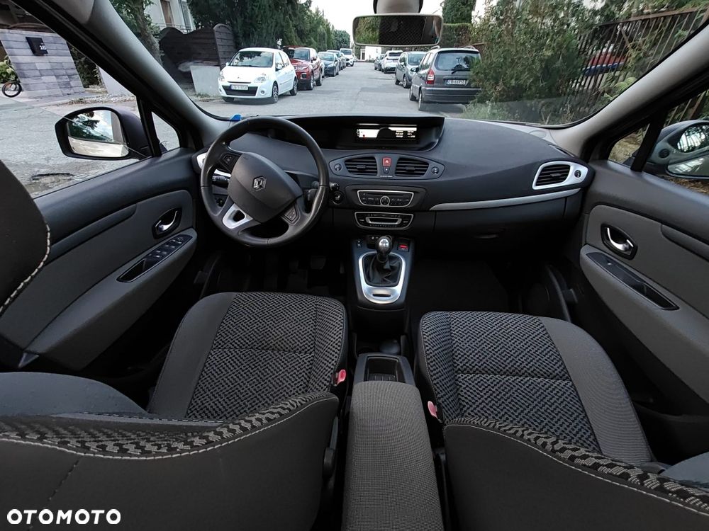 Renault Grand Scenic - 6