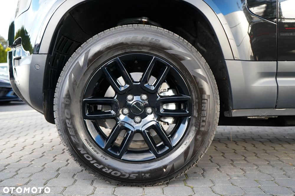 Land Rover Defender 3.0 D200 mHEV S - 11