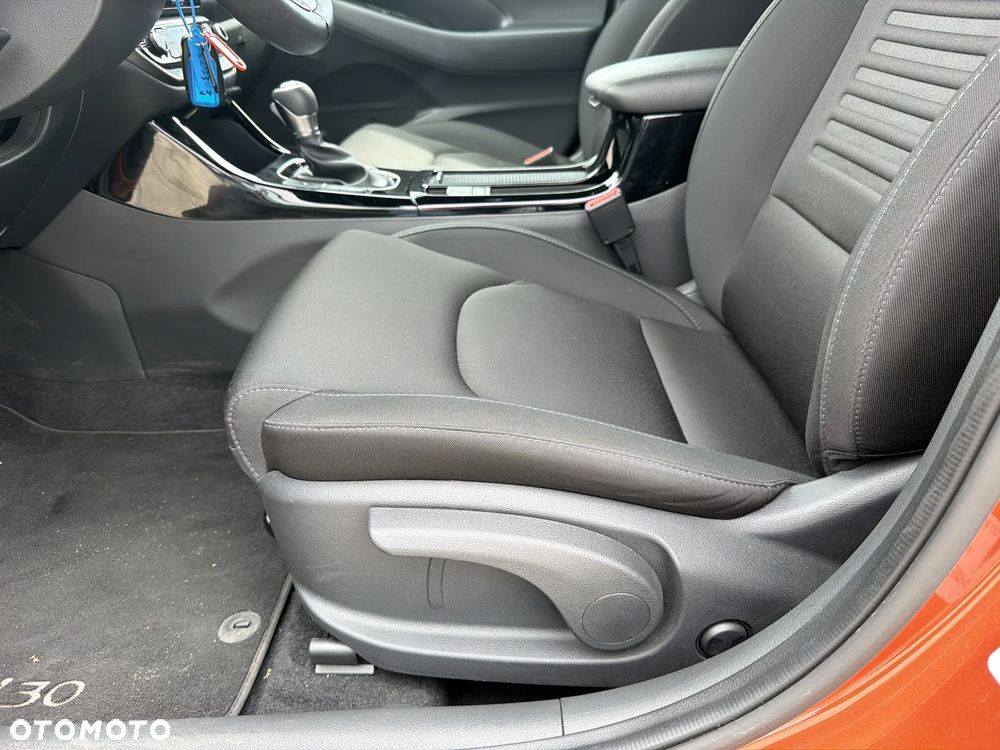 Hyundai i30 1.5 T-GDI 48V Smart DCT - 15