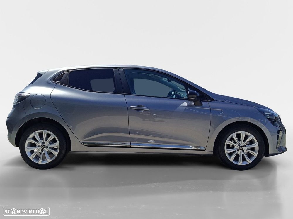 Renault Clio - 6