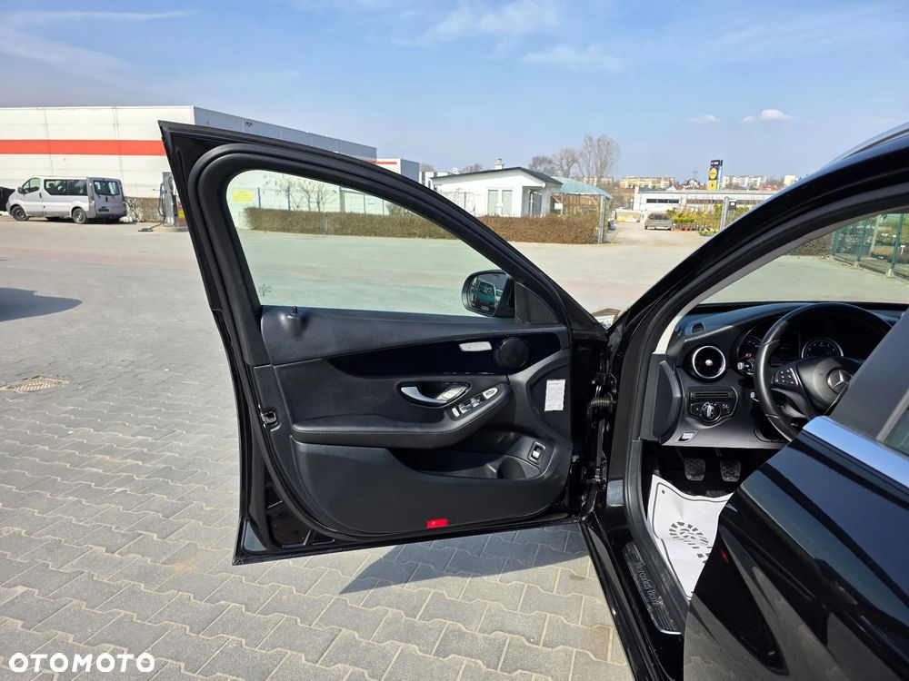 Mercedes-Benz Klasa C 200 - 10