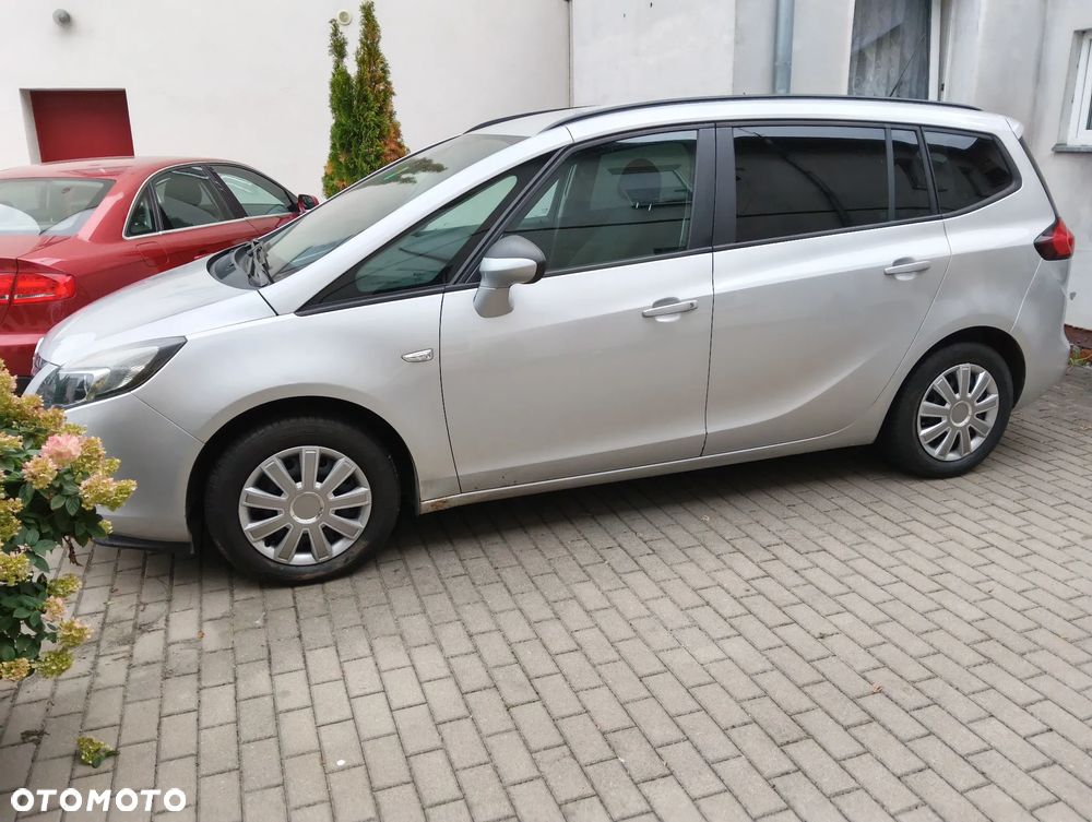 Opel Zafira - 8