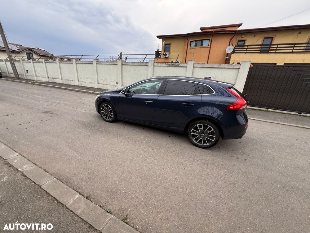 Volvo V40 D4 VEA Summum - 5