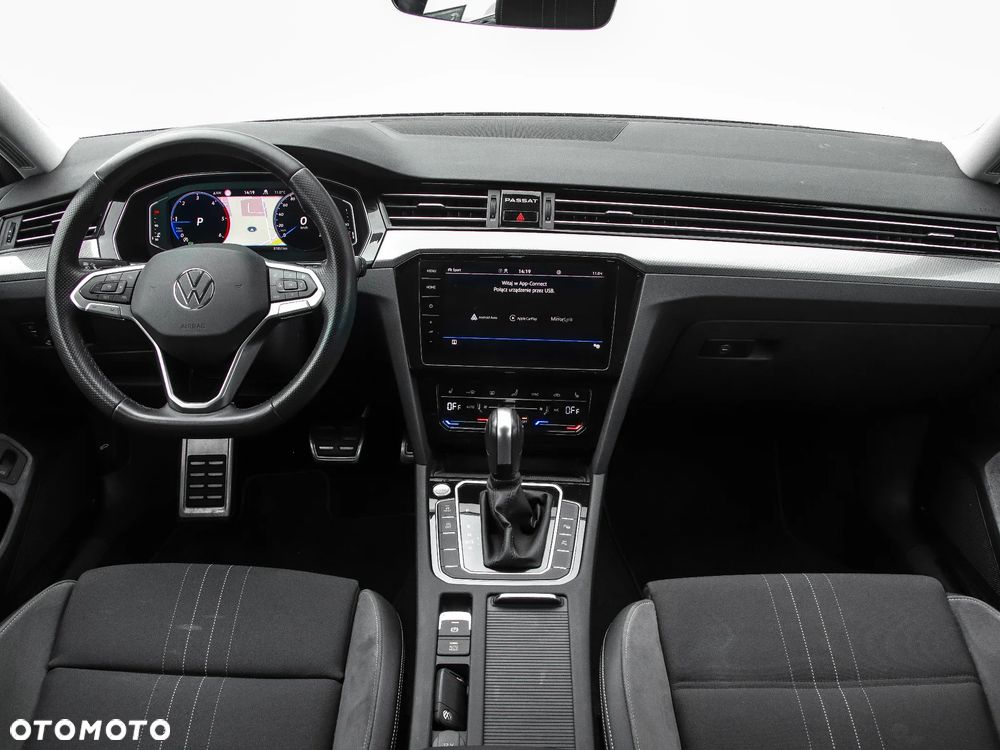 Volkswagen Passat Alltrack - 16