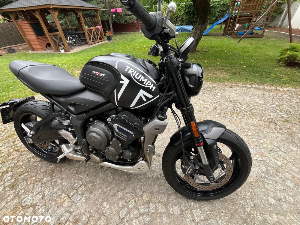 Triumph Trident - 5