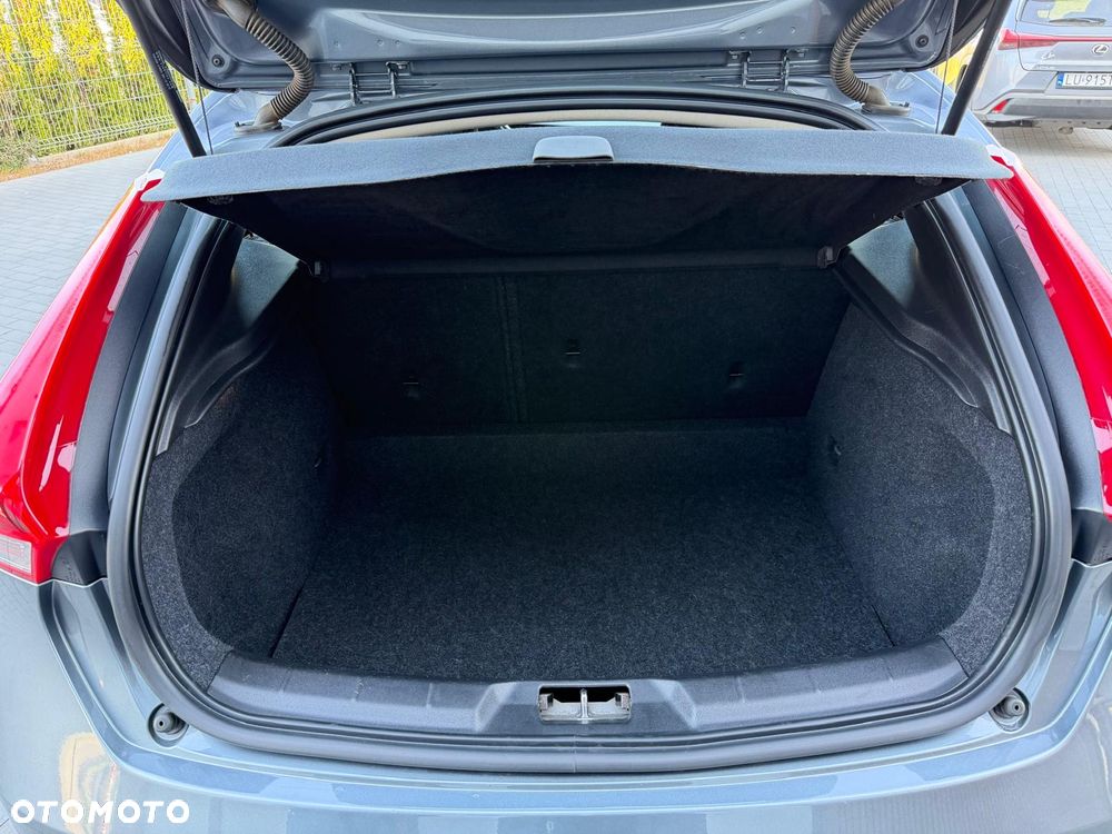 Volvo V40 D3 Geartronic - 22