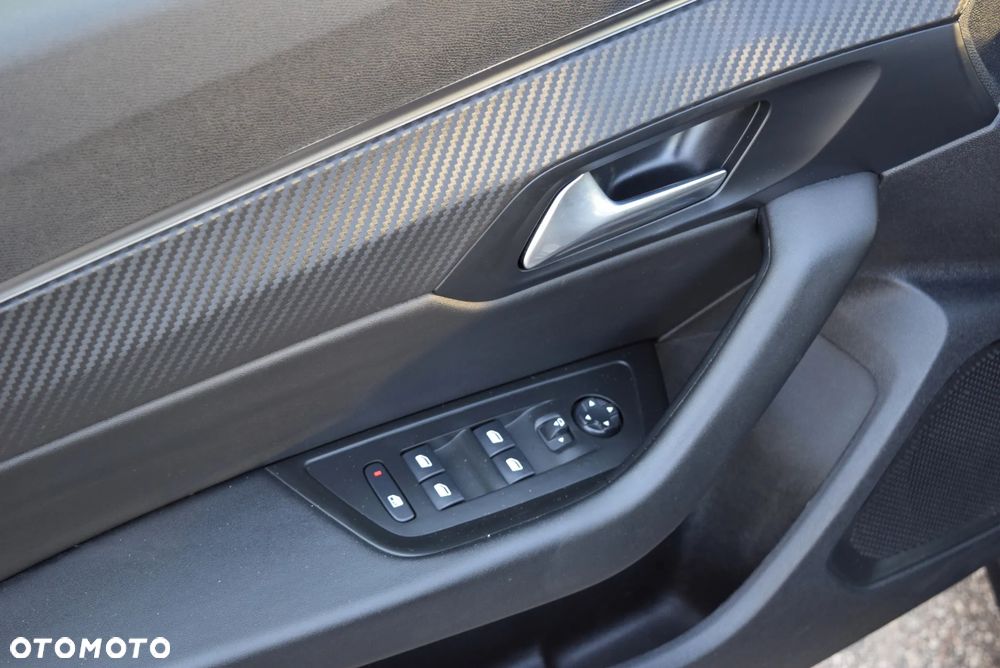 Peugeot 508 180 e-EAT8 Allure - 17