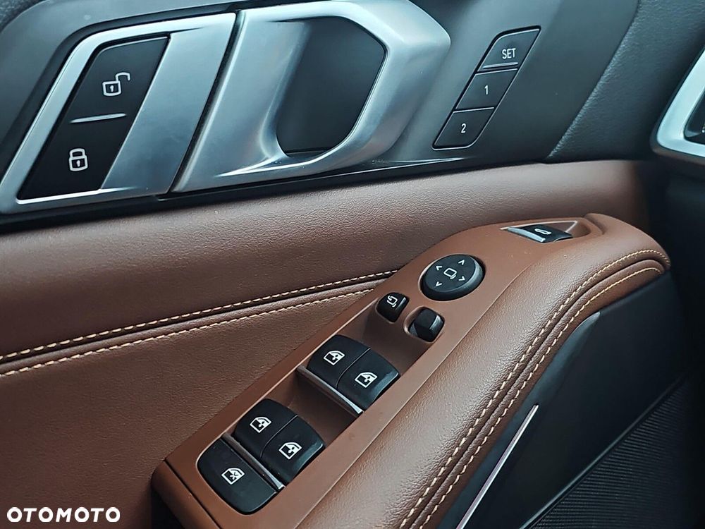 BMW X5 - 19