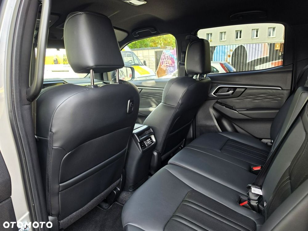 Isuzu D-Max 2.2 DC LSX 4WD - 24