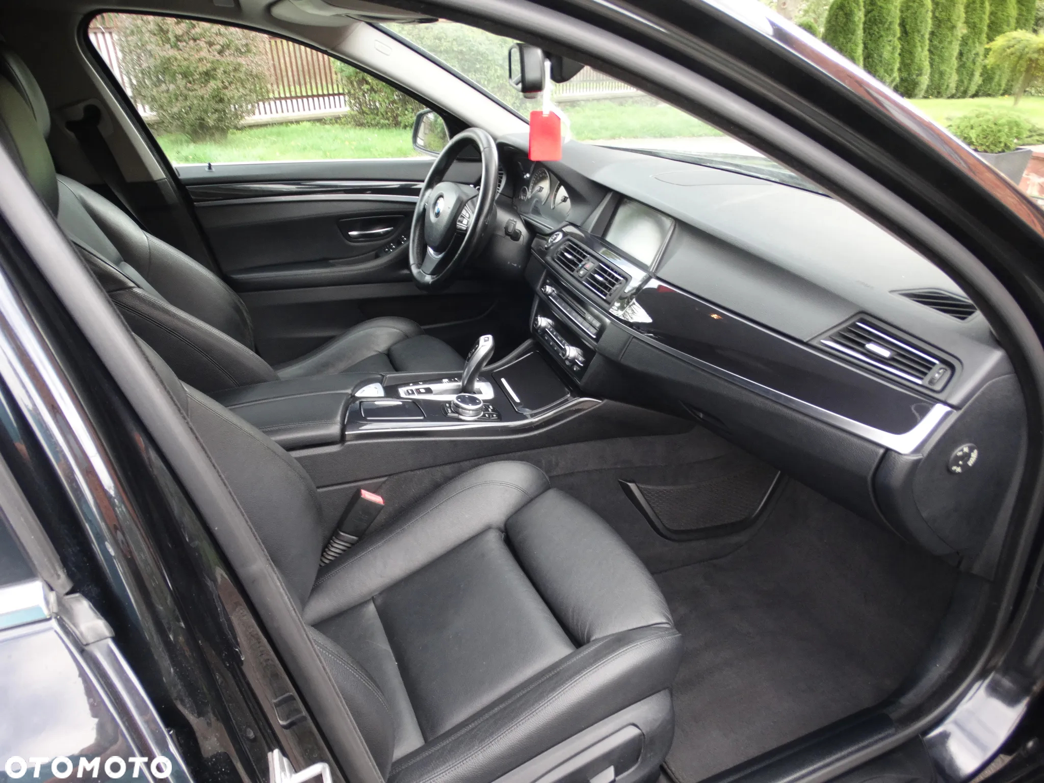 BMW Seria 5 520d xDrive Touring Luxury Line - 15