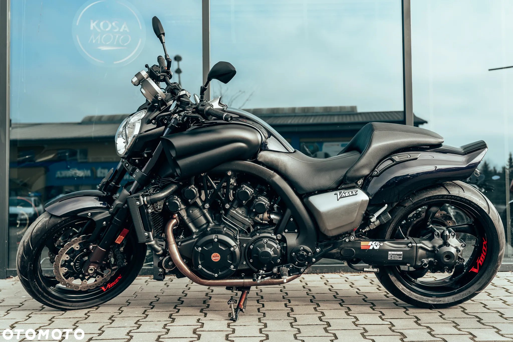 Yamaha V-MAX - 2