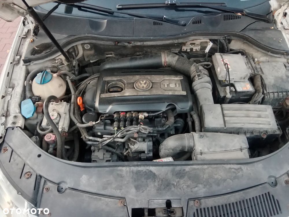 Volkswagen Passat Variant 2.0 TSI Comfortline - 24