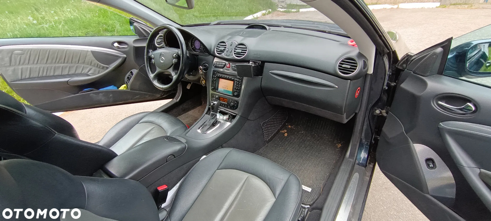 Mercedes-Benz CLK - 13