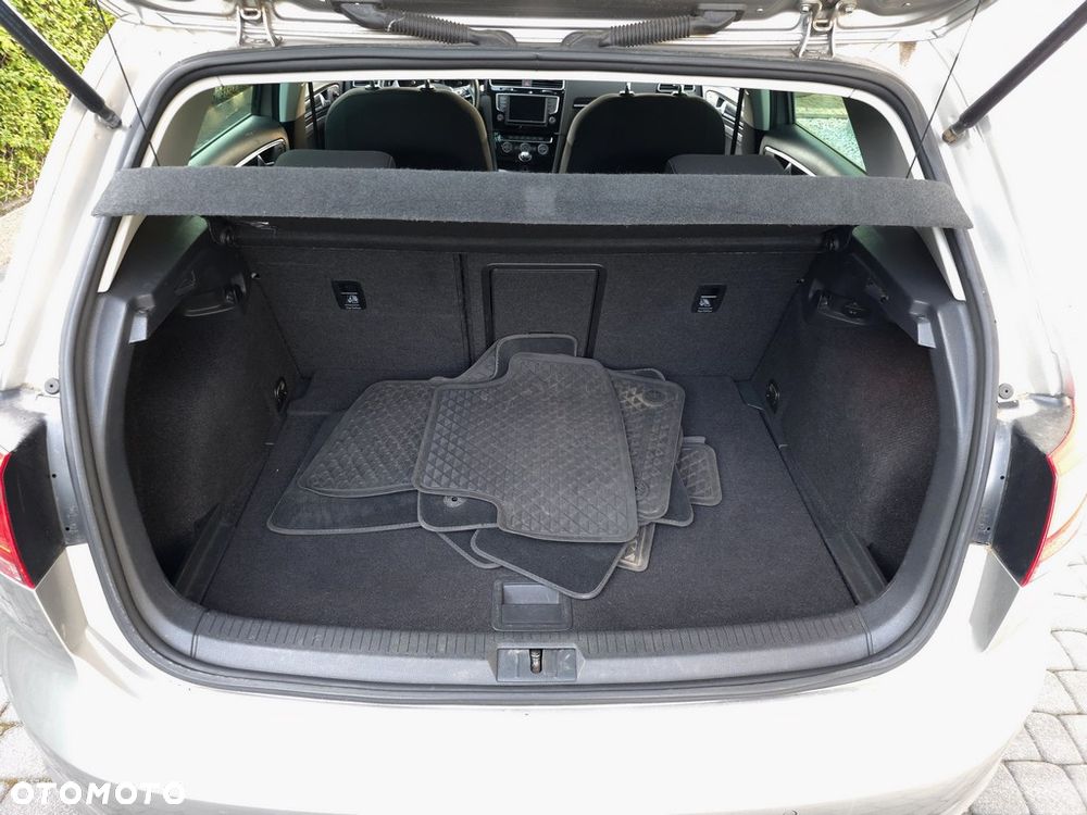 Volkswagen Golf 1.4 TSI BMT Highline - 34