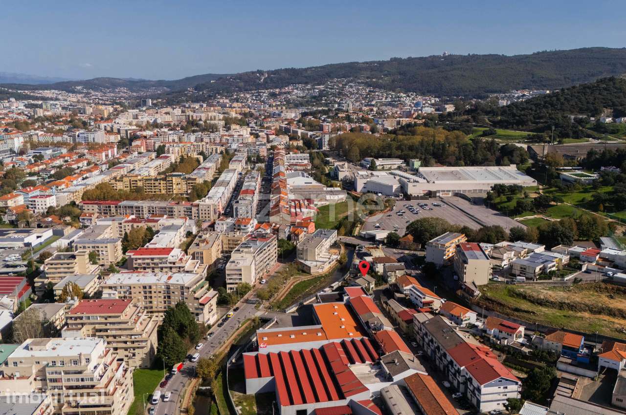 Moradia Exclusiva com Lote de 780 m² no Centro de Braga