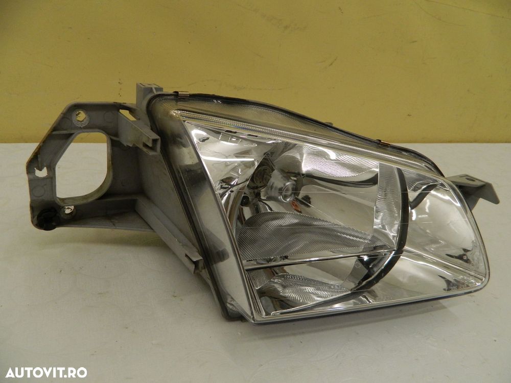 Far dreapta Mazda 323, 1998, 1999, 2000, 2001, 2002, 2003. - 4