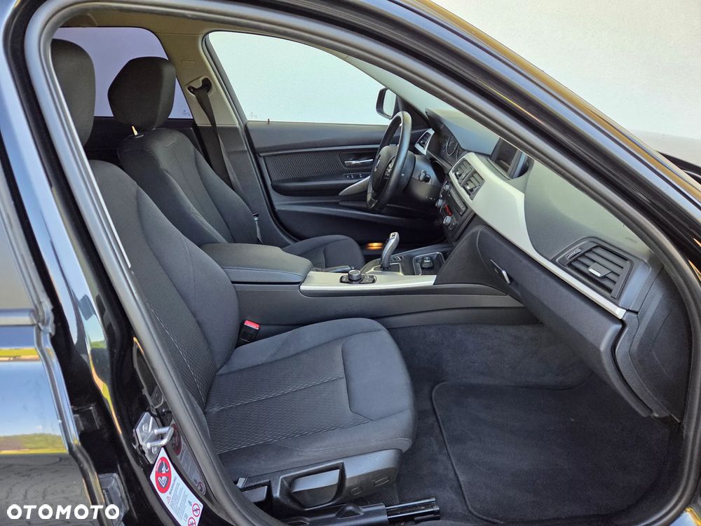 BMW Seria 3 - 11