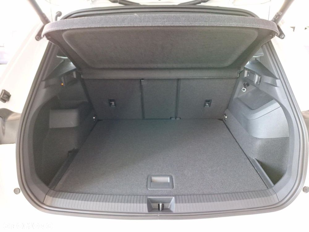 Volkswagen Tiguan - 17