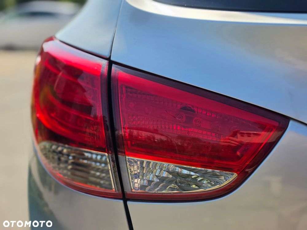 Hyundai ix35 - 11