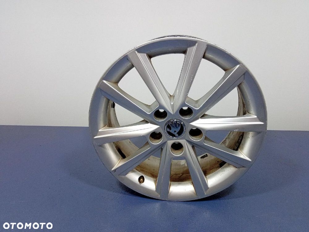 SKODA OCTAVIA III FELGA ALUMINIOWA 7JX17 ET46 5X112 5E3601025E - 1